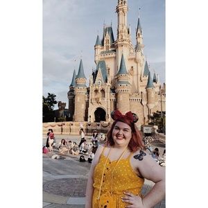 Meet your Posher, Lindsey